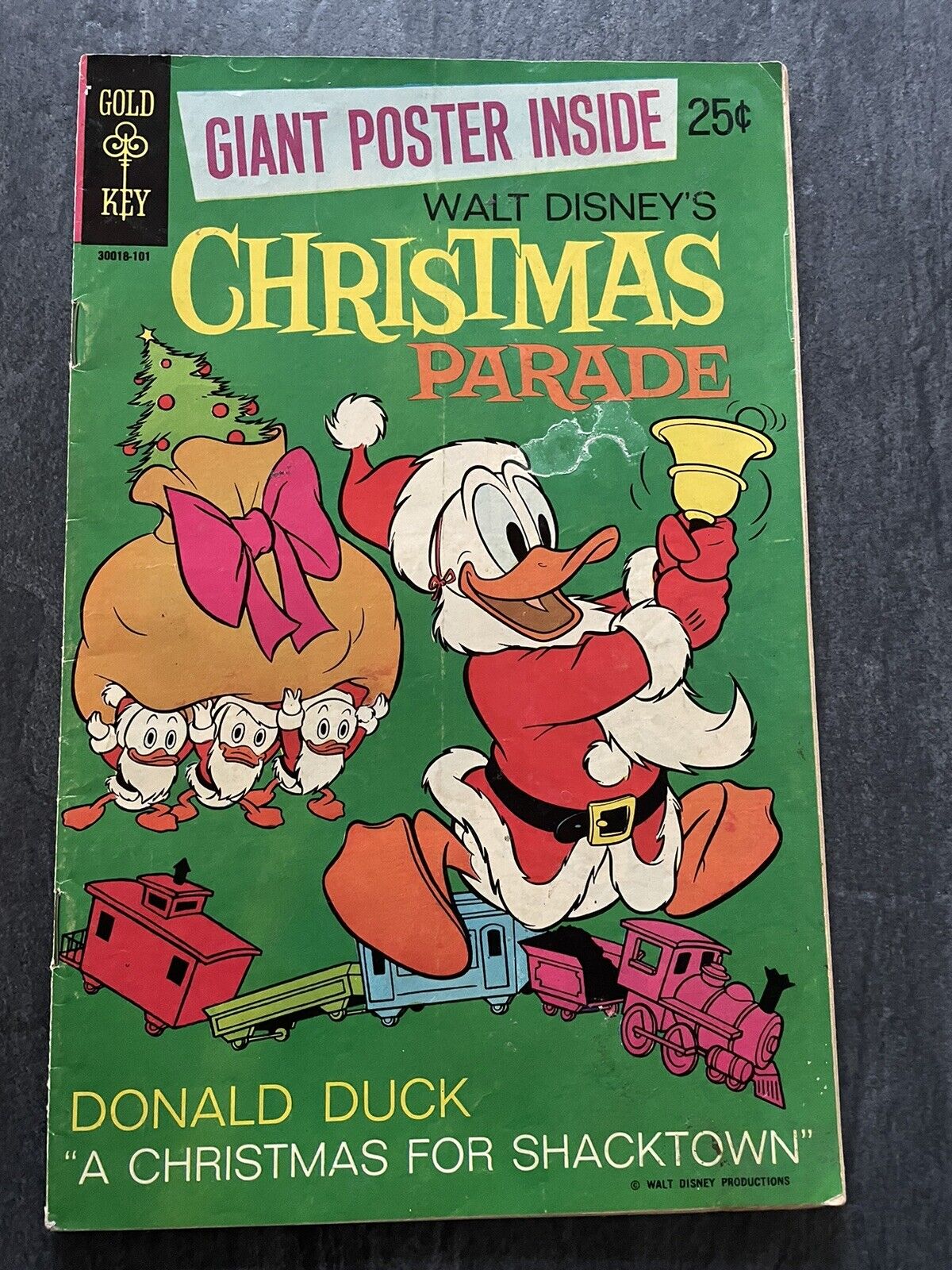 Vintage Gold Key Walt Disney\'s Christmas Parade  1970 Comic Book-NO Poster