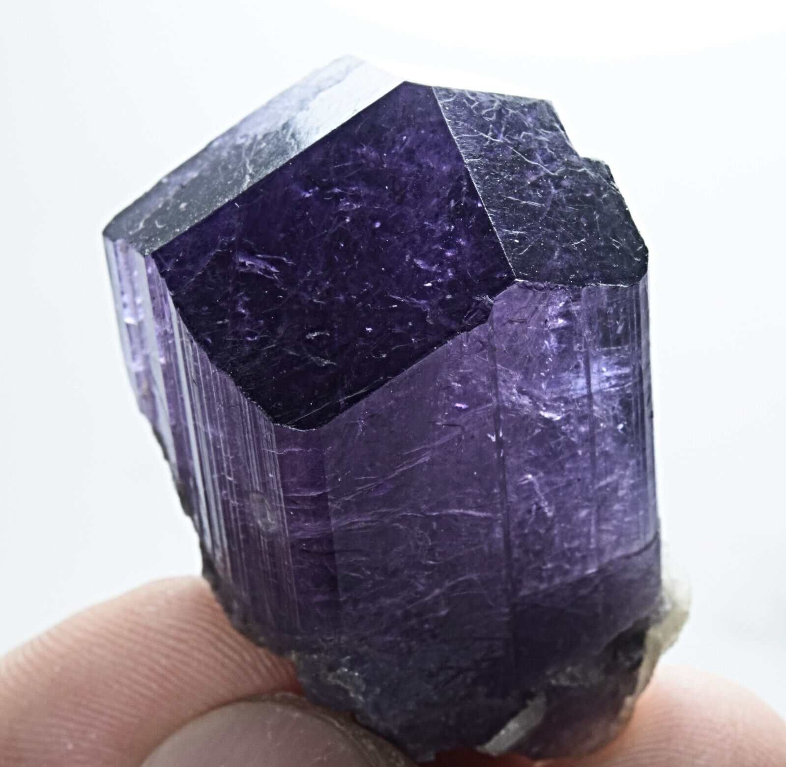 Top Quality Fluorescent Terminated Violet Purple Scapolite Crystal 155 Carat