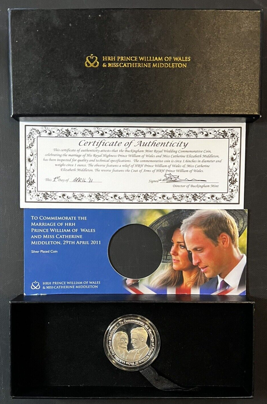HRH PRINCE WILLIAM & CATHERINE MIDDLETON 2011 THE OFFICIAL ROYAL WEDDING COIN