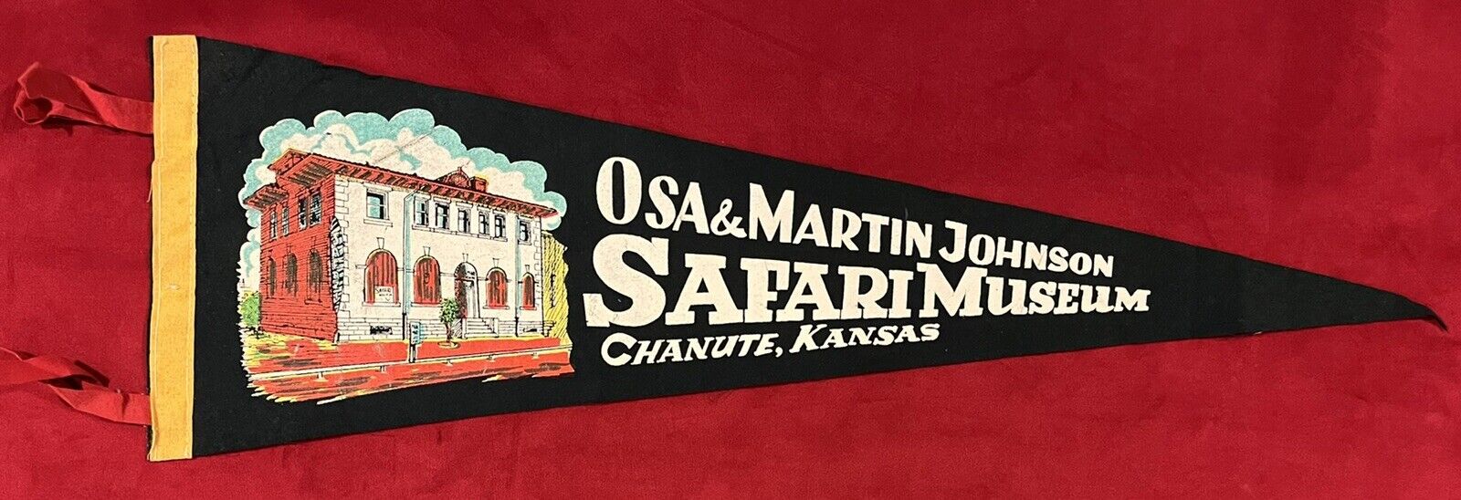 Vintage Osa & Martin Johnson Safari Museum Chanute Kansas 26 In Pennant