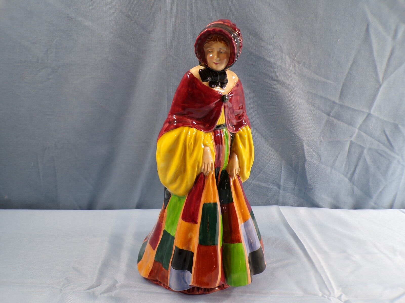 Royal Doulton Figurine HN2018 The Parson\'s Daughter - Exc. Condition