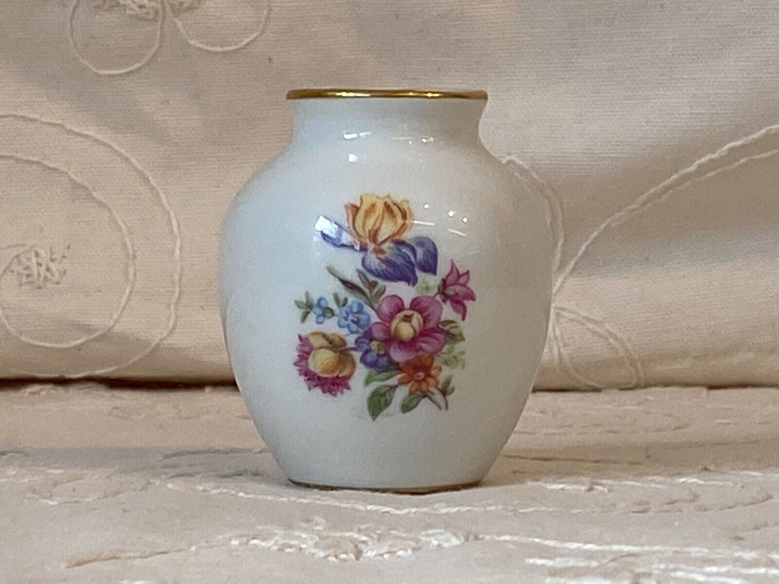 Vintage Ilmeneau Graf von Henneberg German Porcelain Miniature Floral Vase