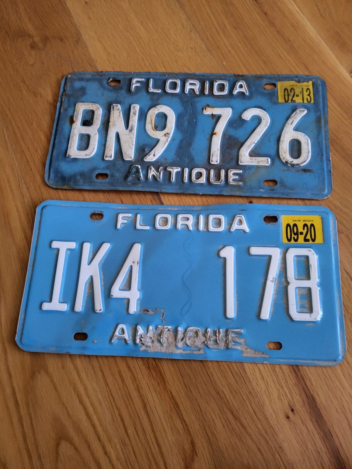 FLORIDA Antique blue plate expired  Plates  Pick one X