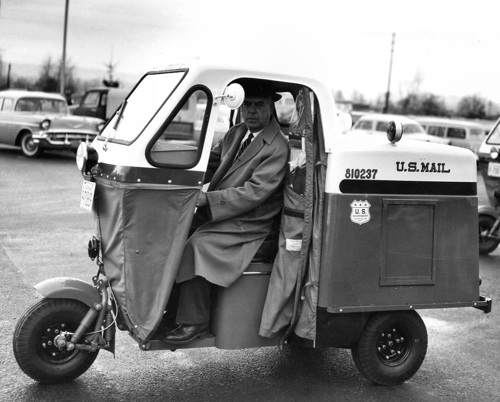 1950s US POSTAL SCOOTER Photo  (187-L)