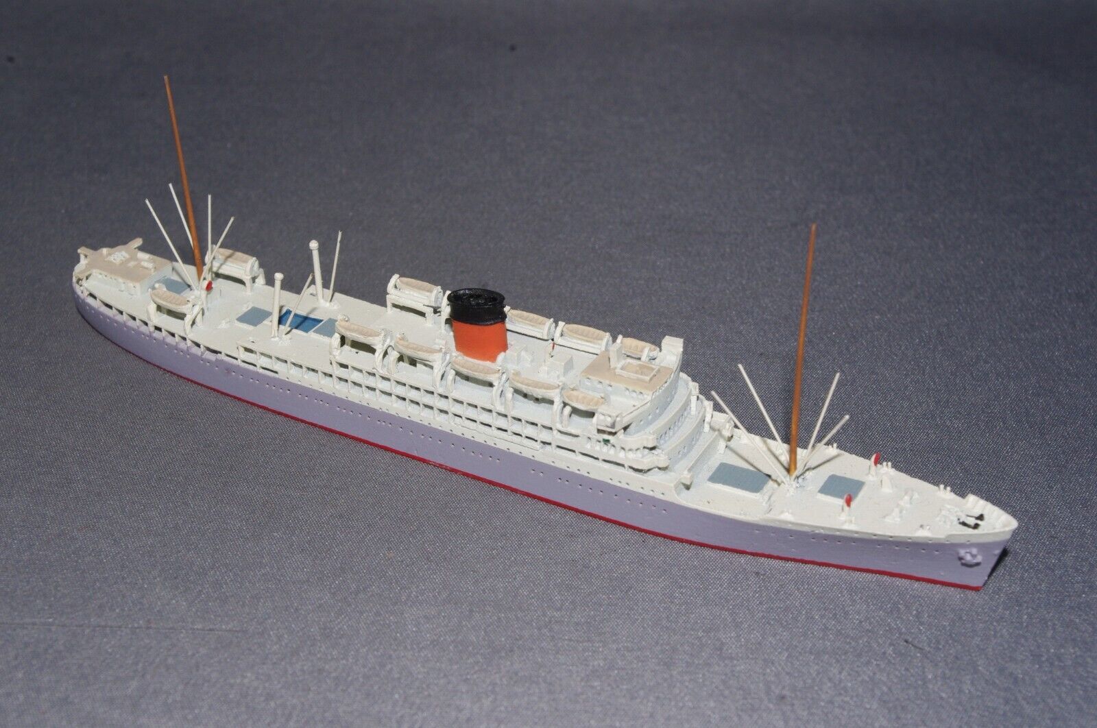 ALBATROS GB PASSENGER SHIP \'RMS DUNNOTTAR CASTLE\' 1/1250 MODEL SHIP