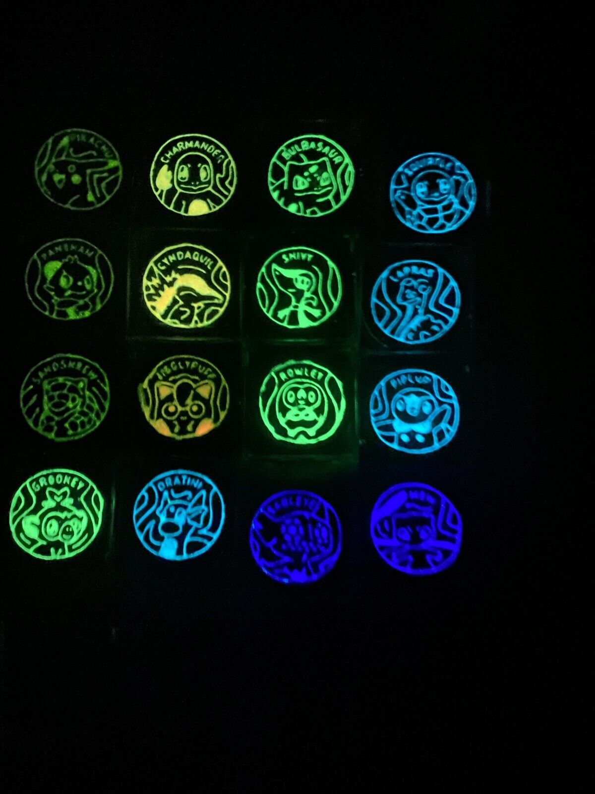 Complete Pokémon Oreo Set - Resin Casted - Glow In Dark - Mew Included 16 Pieces