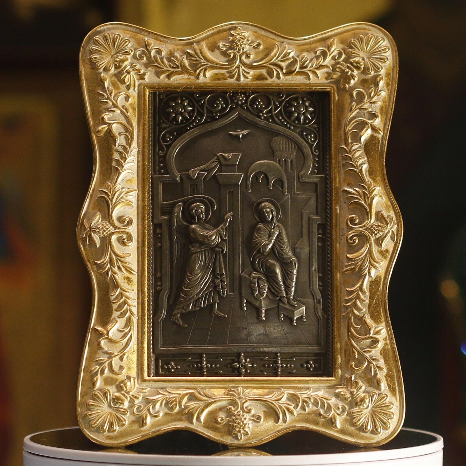 Christian Icon - Archangel Gabriel Visits St. Mary. 8 1/4\