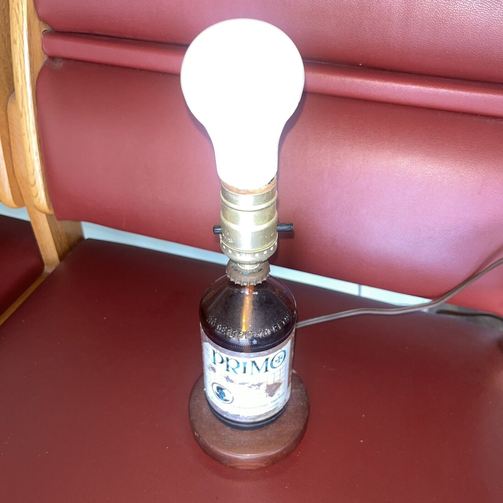 Vintage Rare Primo Beer Bottle Lamp  Collectible  WORKING