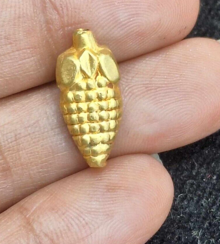 Lovely Fine Antique Privilege PYU round puff corn Solid Genuine Gold 22K Bead