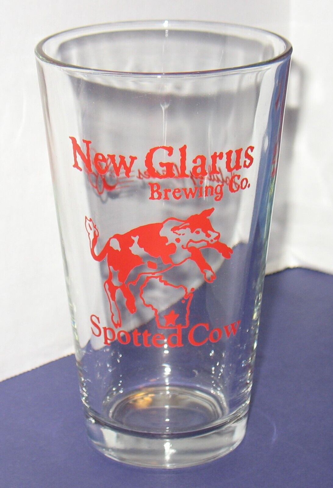 New Glarus Brewing Spotted Cow Pint Beer Glass Holiday Lanes Bowling Red
