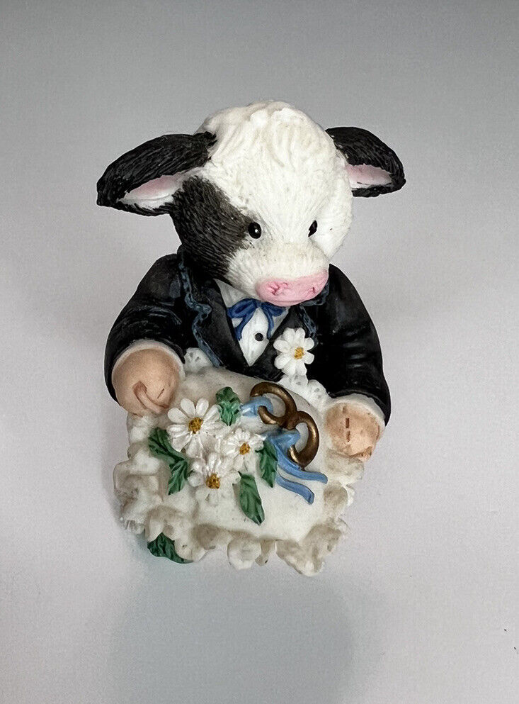 Mary\'s Moo Moos 1995 Ring Bearer Wedding Cow Figurine 167568 Vintage Enesco