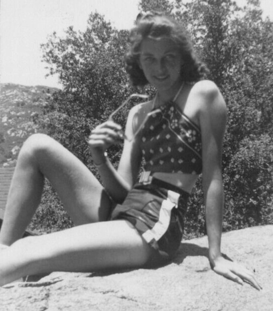 4M Photograph Beautiful Woman 1941 Sunning On Rock Holding Sunglasses Lovely 
