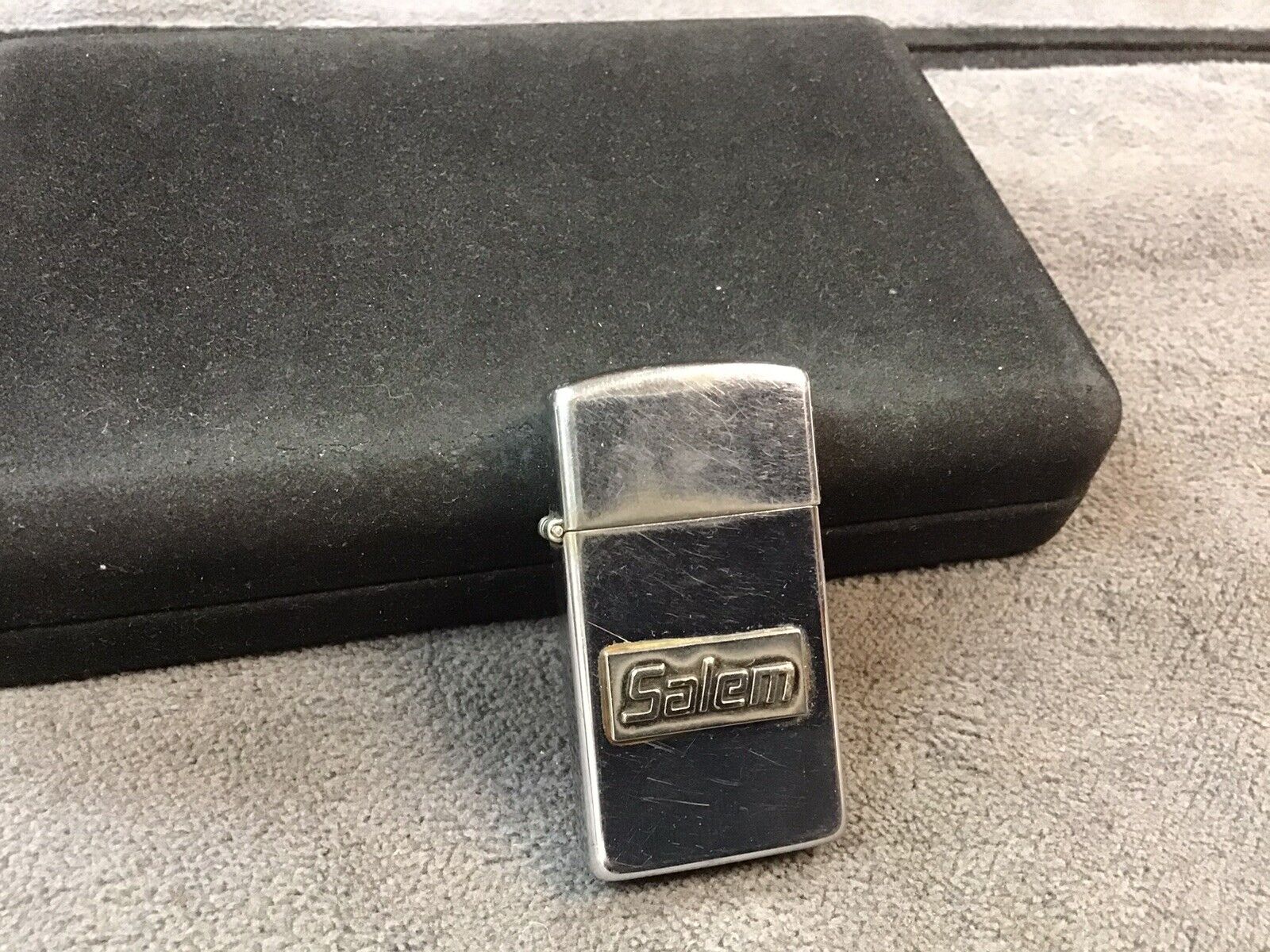 Vintage 1991 Zippo - SALEM - Slim Lighter