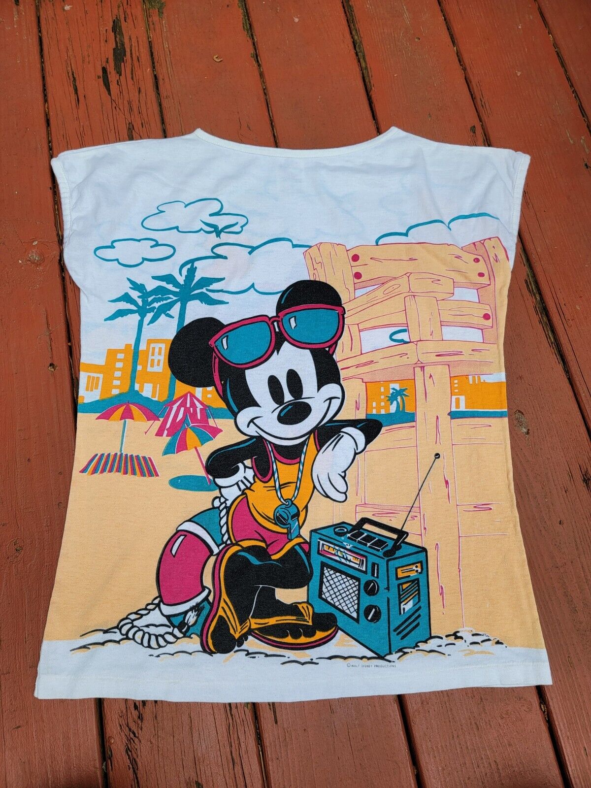 90s Vintage Mickey Mouse T Shirt Womens Size Medium Boombox Beach Scene