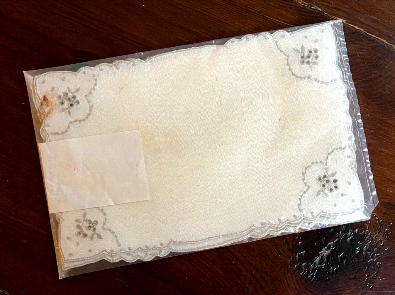 6 Vintage Madeira Linen Cocktail Napkins w/Hand Embroidery New Old Stock YY680