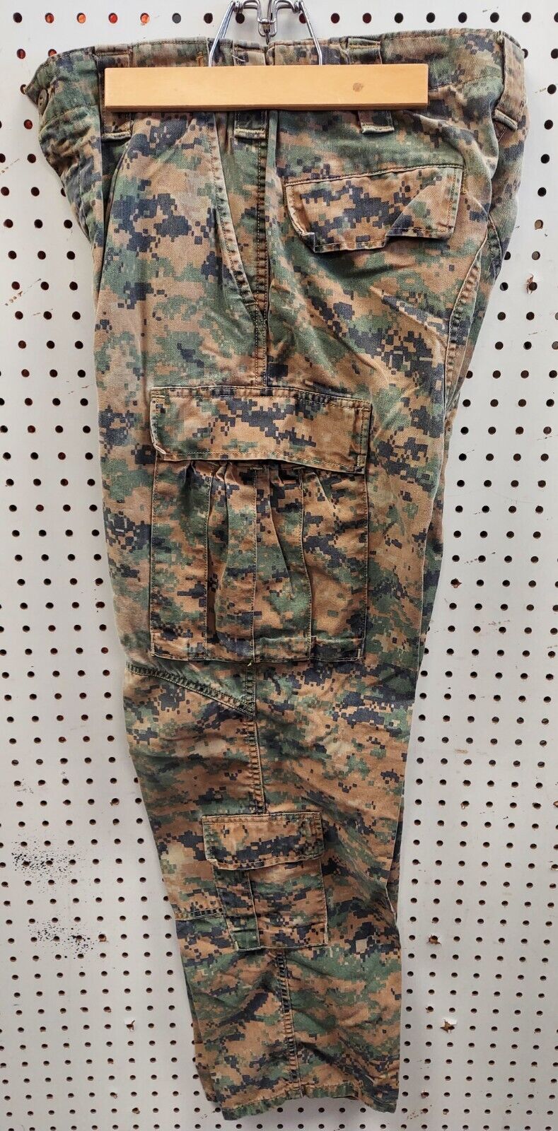 Genuine USMC Woodland MARPAT Frog Combat Trouser Medium Long Flame Resistant