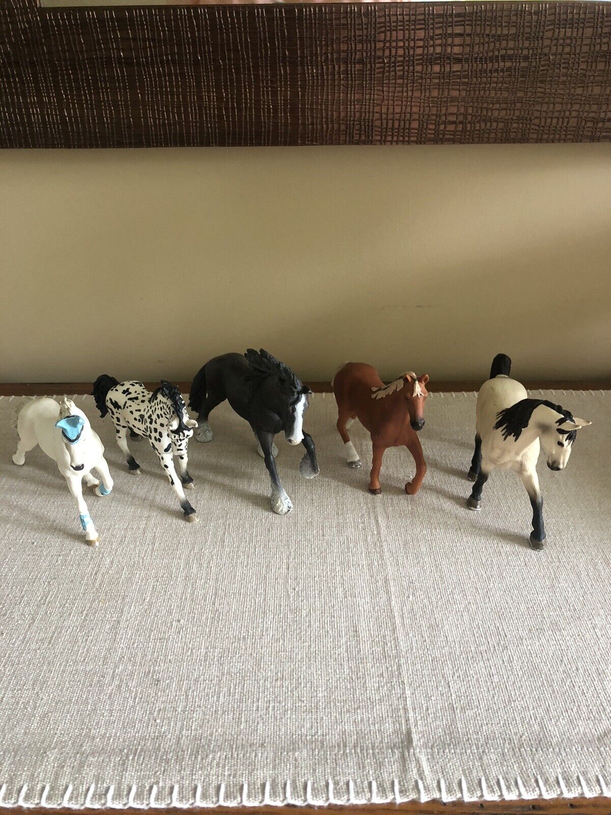 Lot Of 5 Schleich Horses