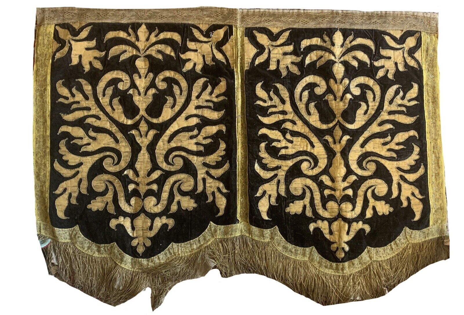 Beautiful rare 19th Cent Portuguese cut silk velvet valance 5504