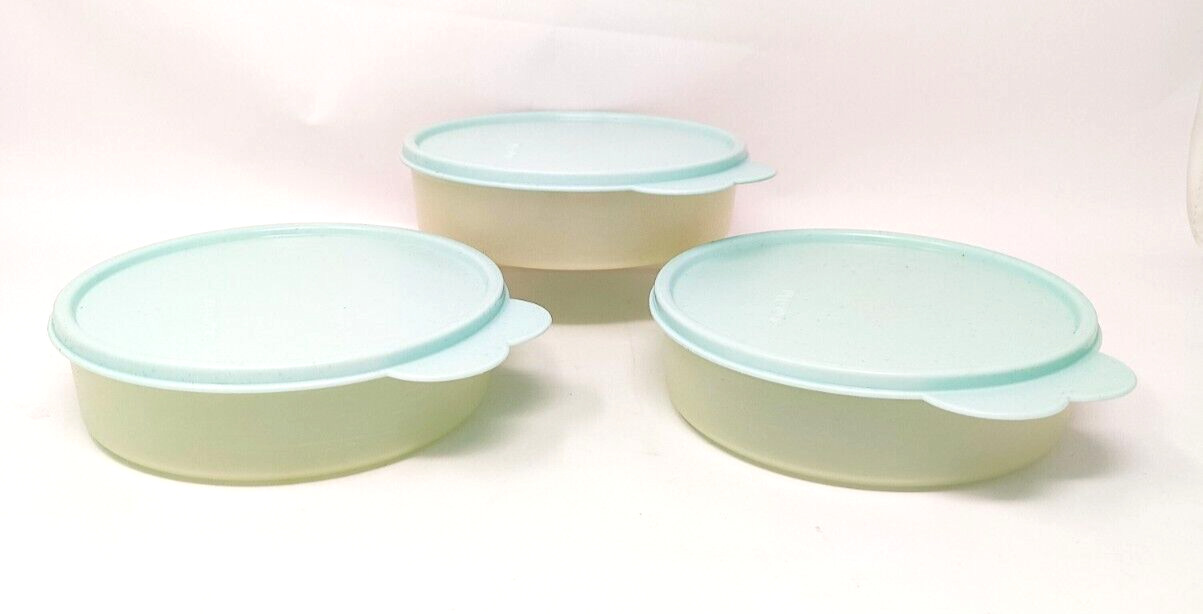 Set of 3 Vintage Tupperware Round Wonder Short Cereal Bowls 1405-16  w/ Lids