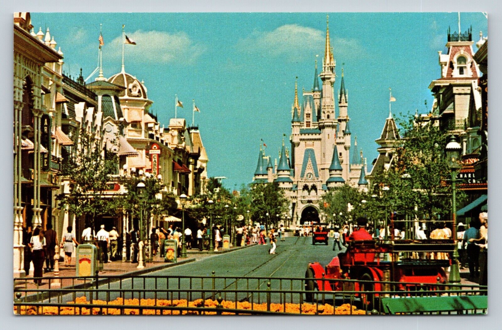 Walt Disney World Florida FL Cinderella Castle Fantasyland VINTAGE Postcard