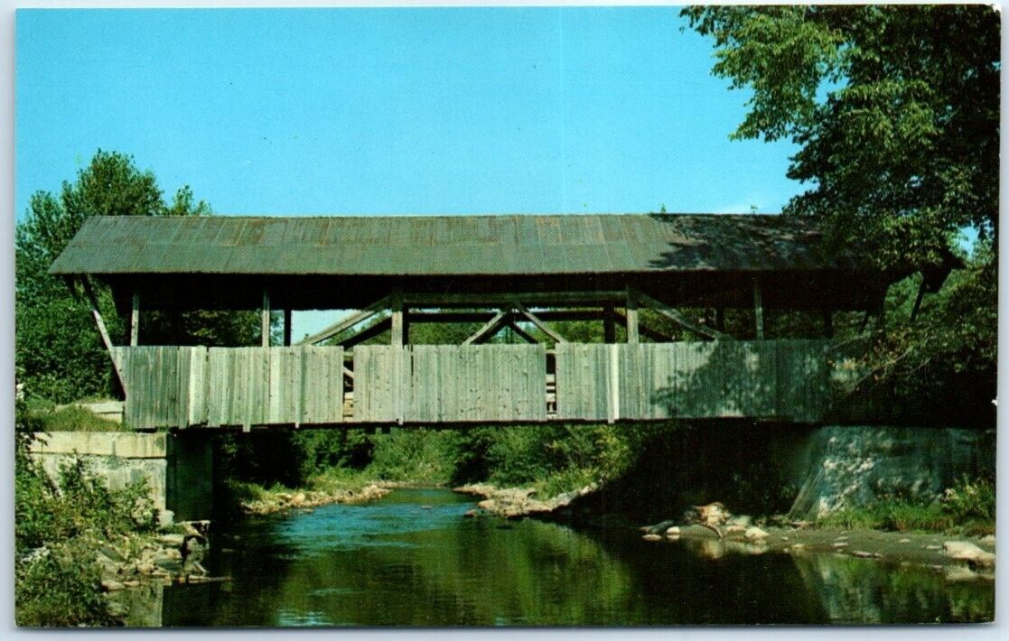 Postcard - Old Covered Bridge in Lyndon, Vermont, USA