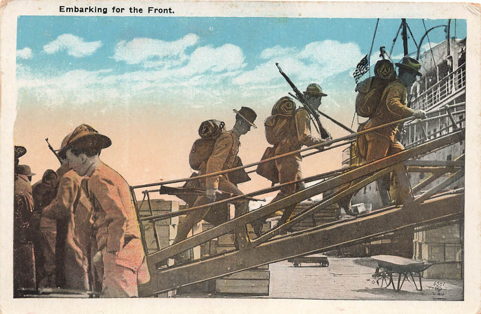 VINTAGE WWI POSTCARD US ARMY SOLDIERS EMBARKING FOR THE FRONT c1917 012524 T