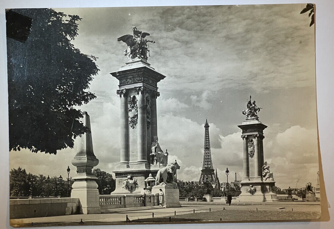Real Photo Postcard Paris La Tour Eiffel Tower vue du Pont Alexandre III Vtg