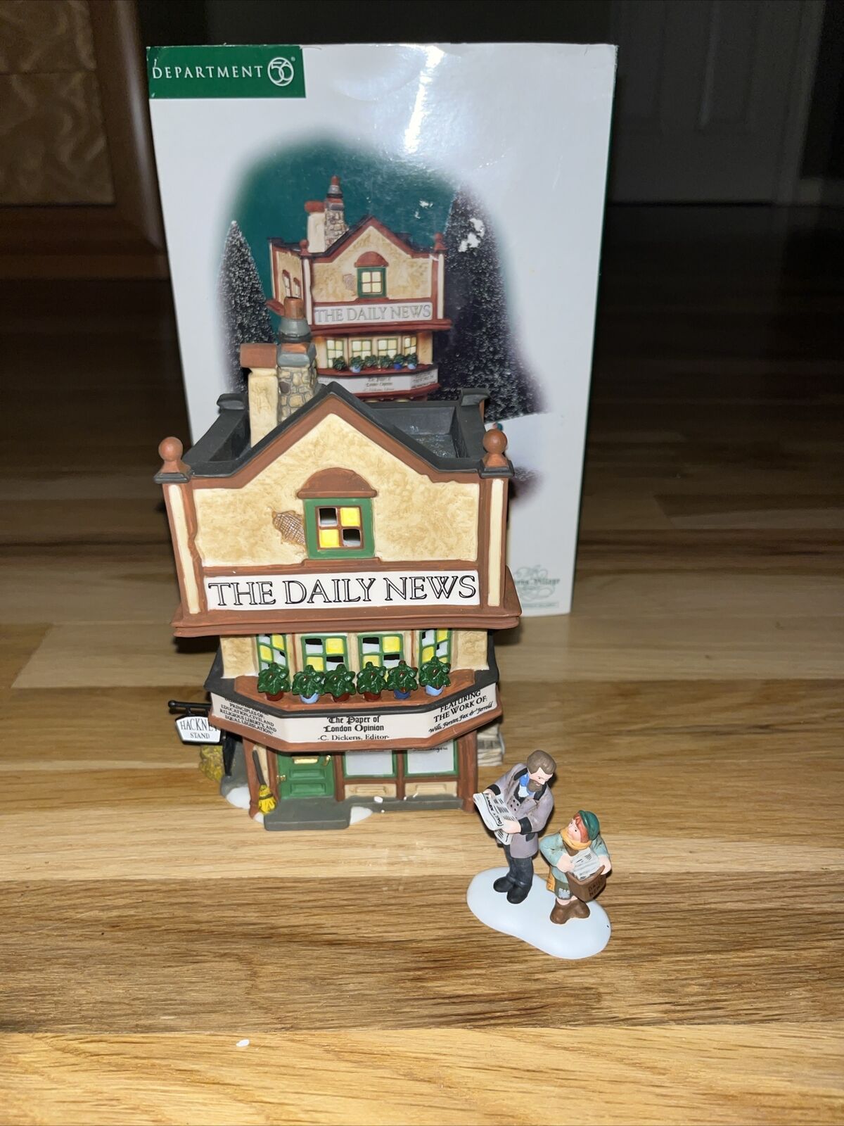 Department 56 Dickens\' Village Series The Daily News # 58513