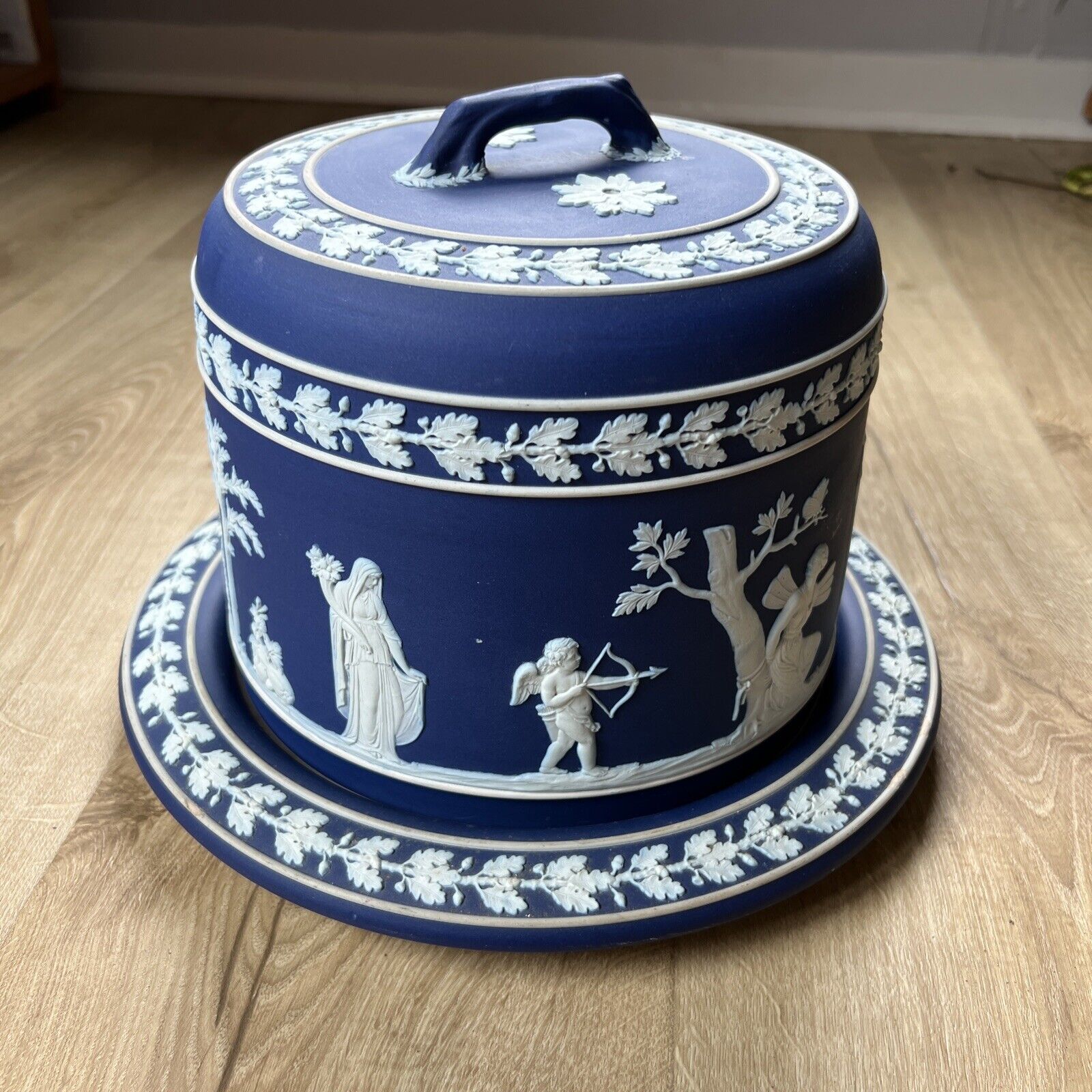 1891 ~ WEDGWOOD DARK BLUE CHEESE DOME WITH BASE PLATE - 7\