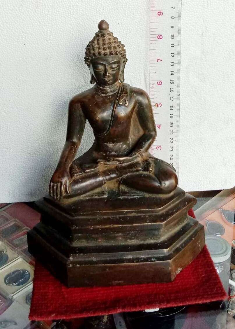 MAGNIFICENT 19th.c Bronze Lanna Chiang Saen  Buddha 