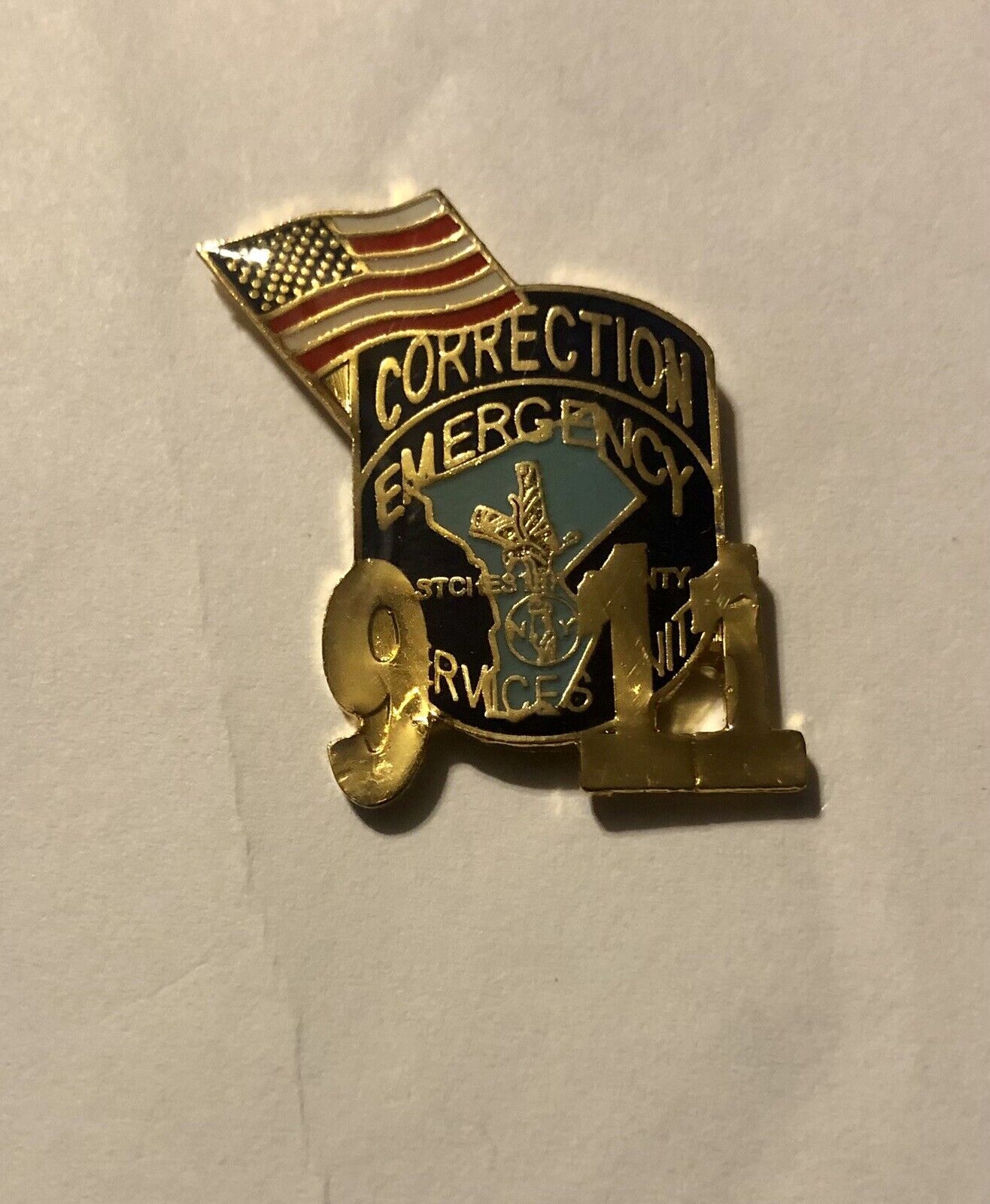 9/11 CORRECTION EMERGENCY SERVICES W/FLAG COMMEMORATIVE PIN