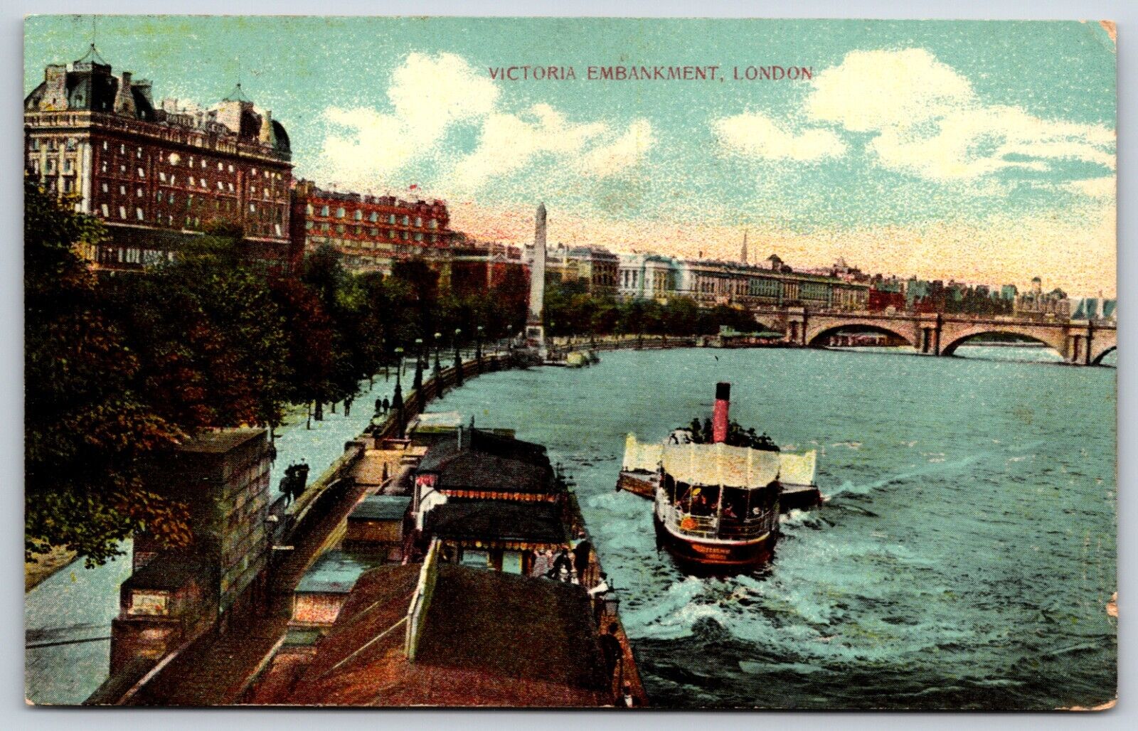 Postcard Victoria Embankment, London England Unposted