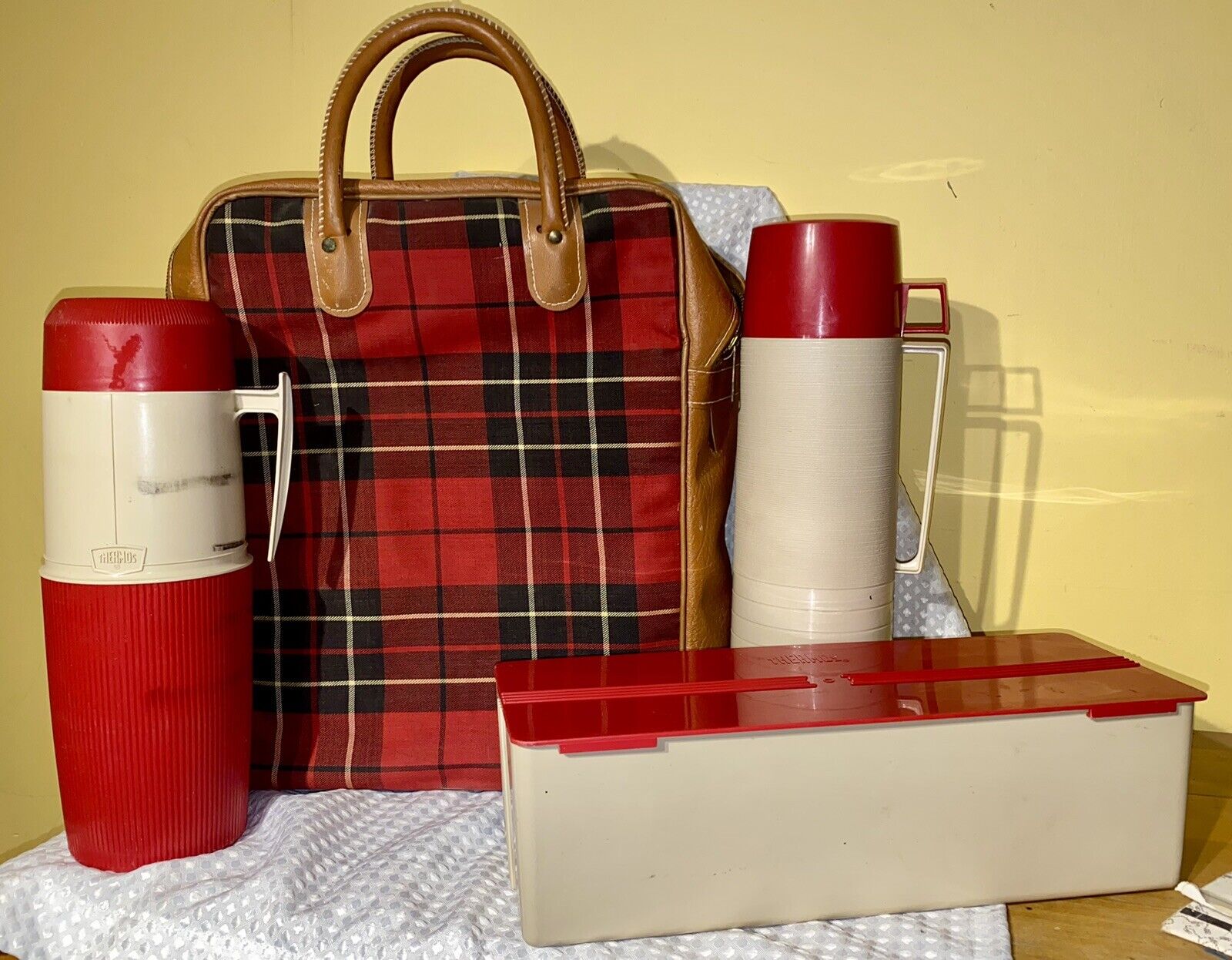 Vintage Set Thermos Red Plaid Picnic Bag/case-2 Thermos-Sandwich Box Made In USA