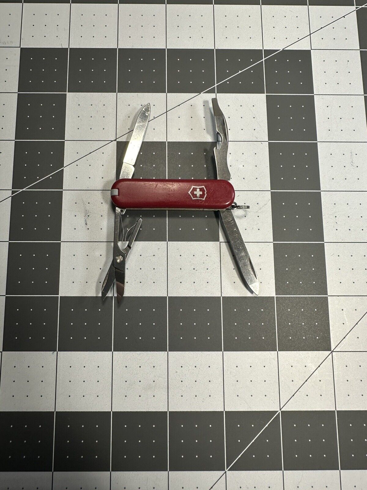 Victorinox Rambler Swiss Army Knife Red 58MM - FLATHEAD Not Phillps Rover Style 