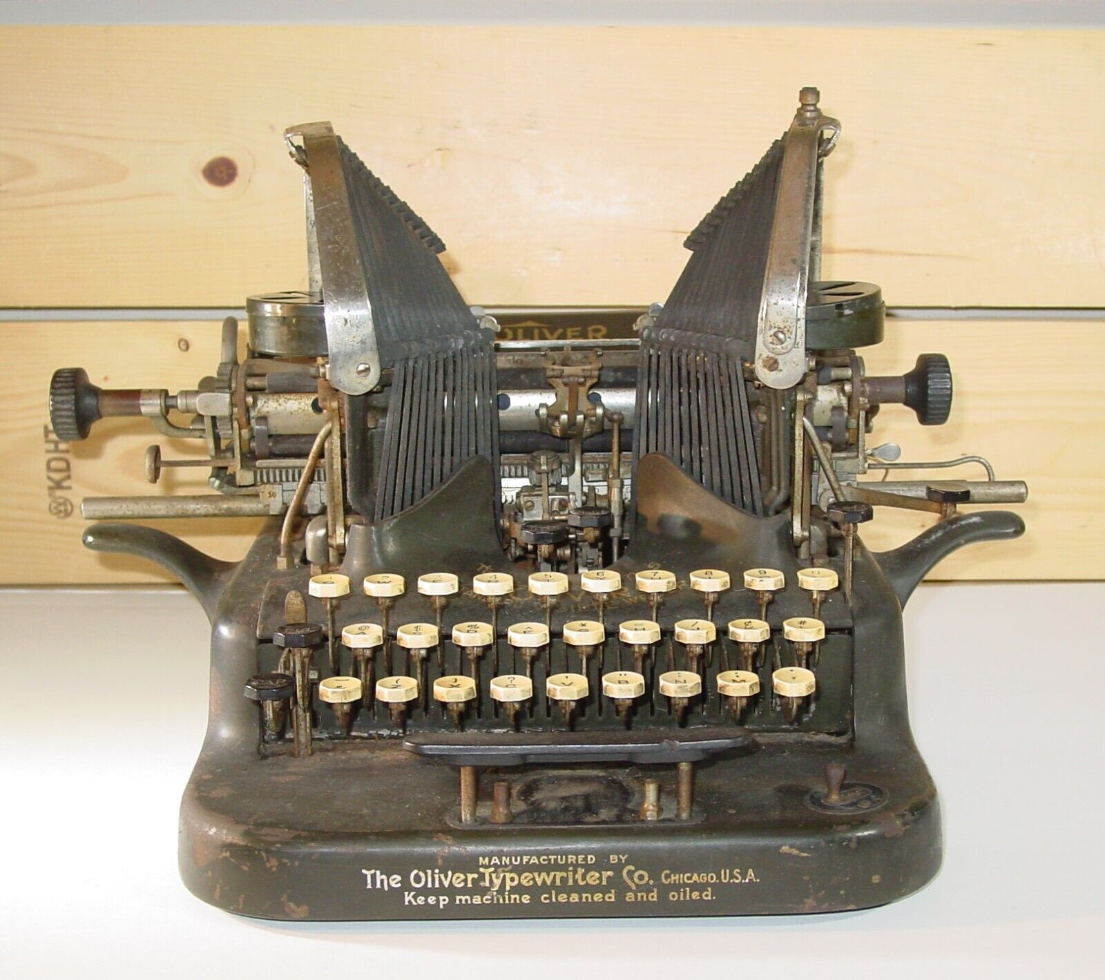 Antique 1913 Green Bat-Wing Oliver Standard Visible Typewriter No. 5 SN283078