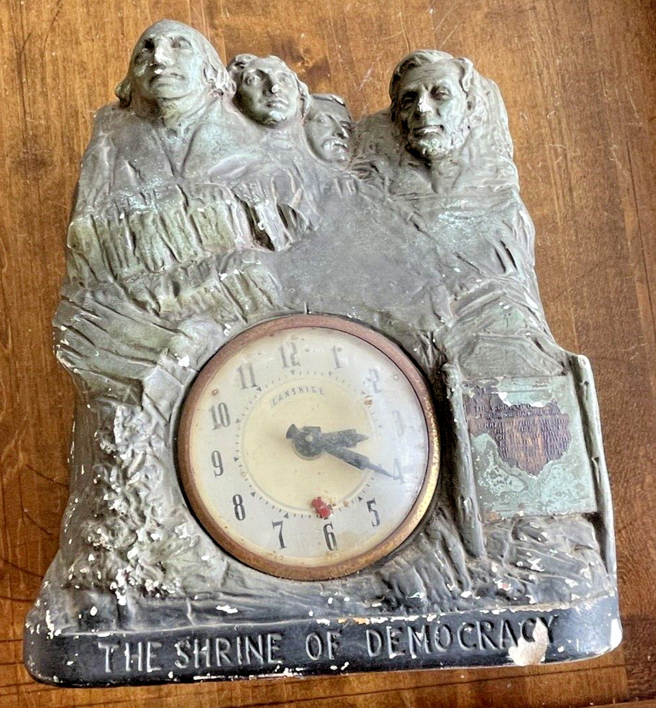RARE Vintage Lanshire Mount Rushmore Clock Chalkware Shrine of Democracy -996.24