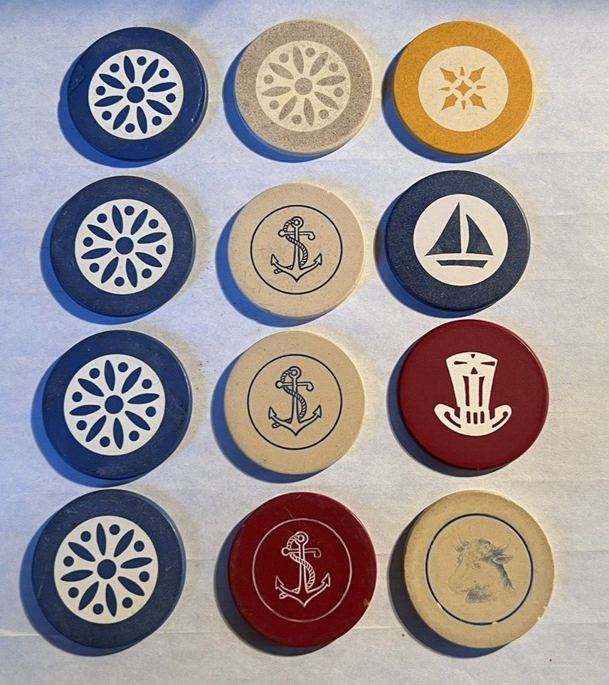 (12) Assorted Vintage Poker Chips (See the 2 Photos)