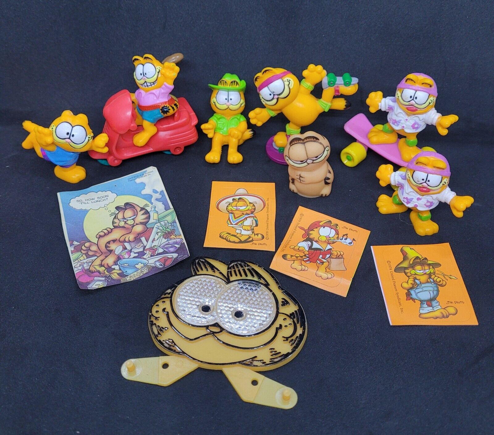 Lot Of Small Garfield Items Bike Reflectors Stickers Toys