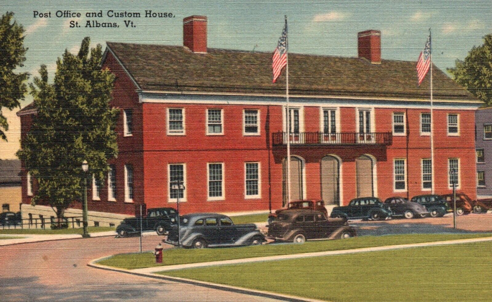 Postcard VT St Albans Vermont Post Office & Custom House Linen Vintage PC H265