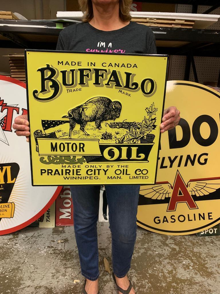Antique Vintage Old Style Sign Buffalo Motor Oil Made in USA