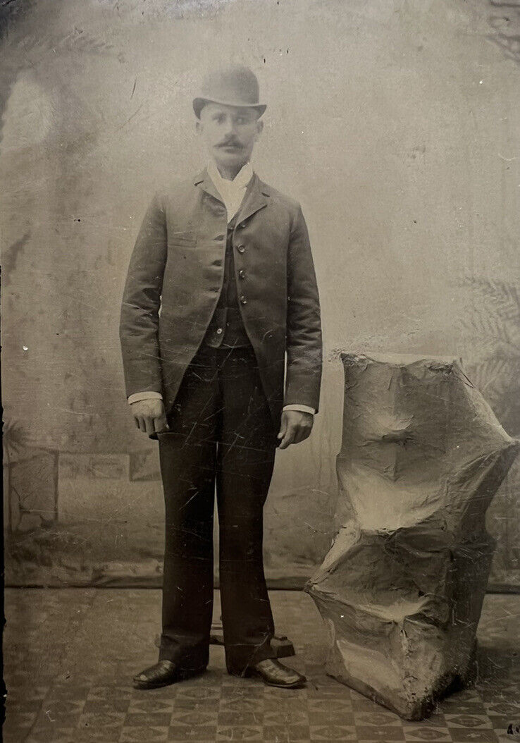 1880s/90s Man in Bowler Hat 1/6 Plate Tintype No ID Posing Stand Base Visible