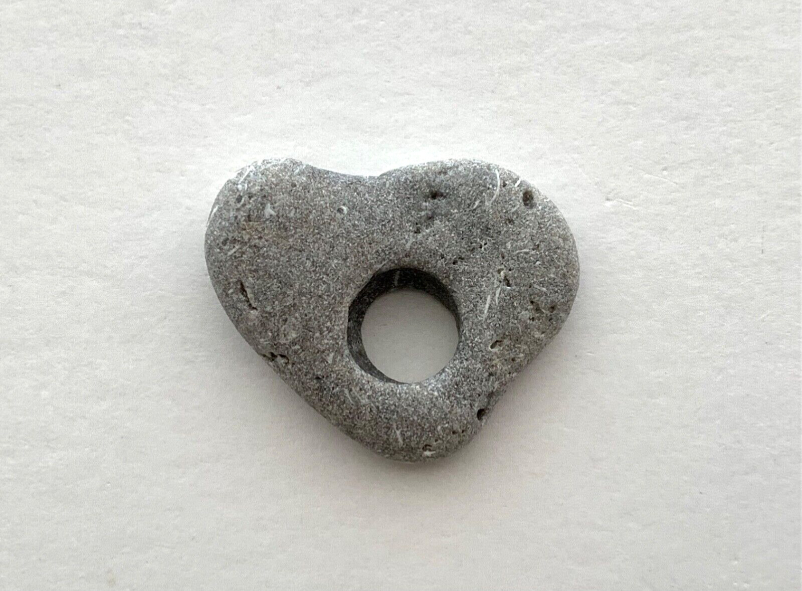 Natural Heart Shaped Beach Holey Rock ❤️ Love Charm Fairy Stone Hag Valentine US