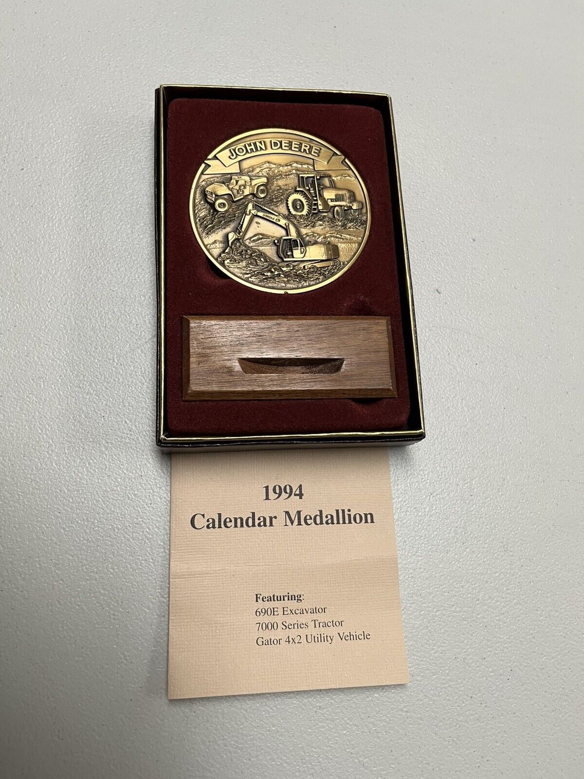 Preowned 1994 John Deere Calendar Medallion 