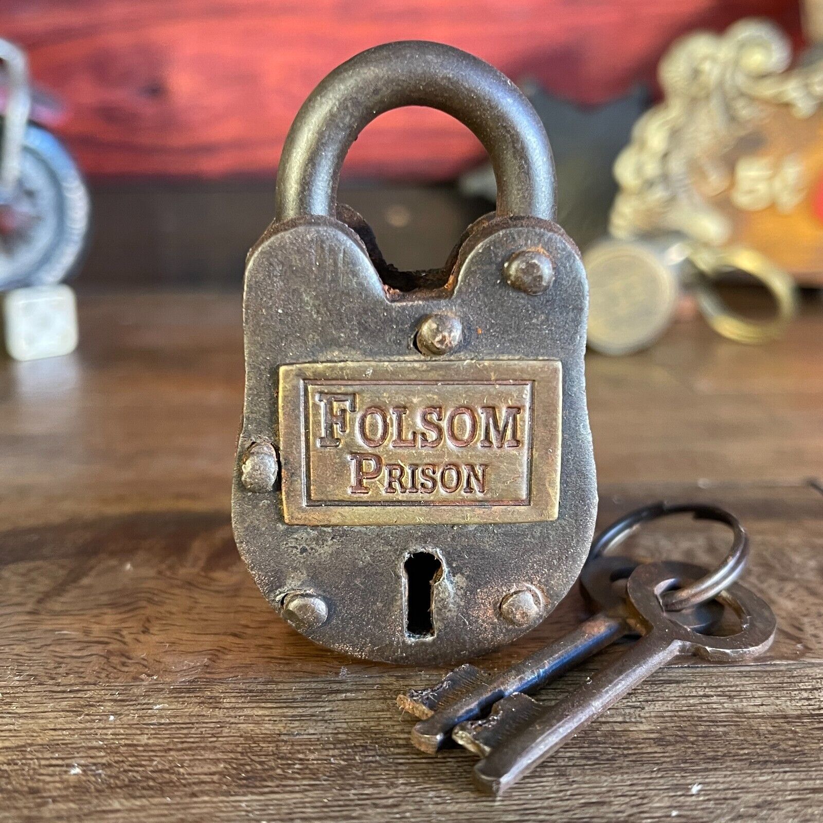 Folsom Prison Cast Iron Lock With 2 Keys Works Perfectly-  Padlock