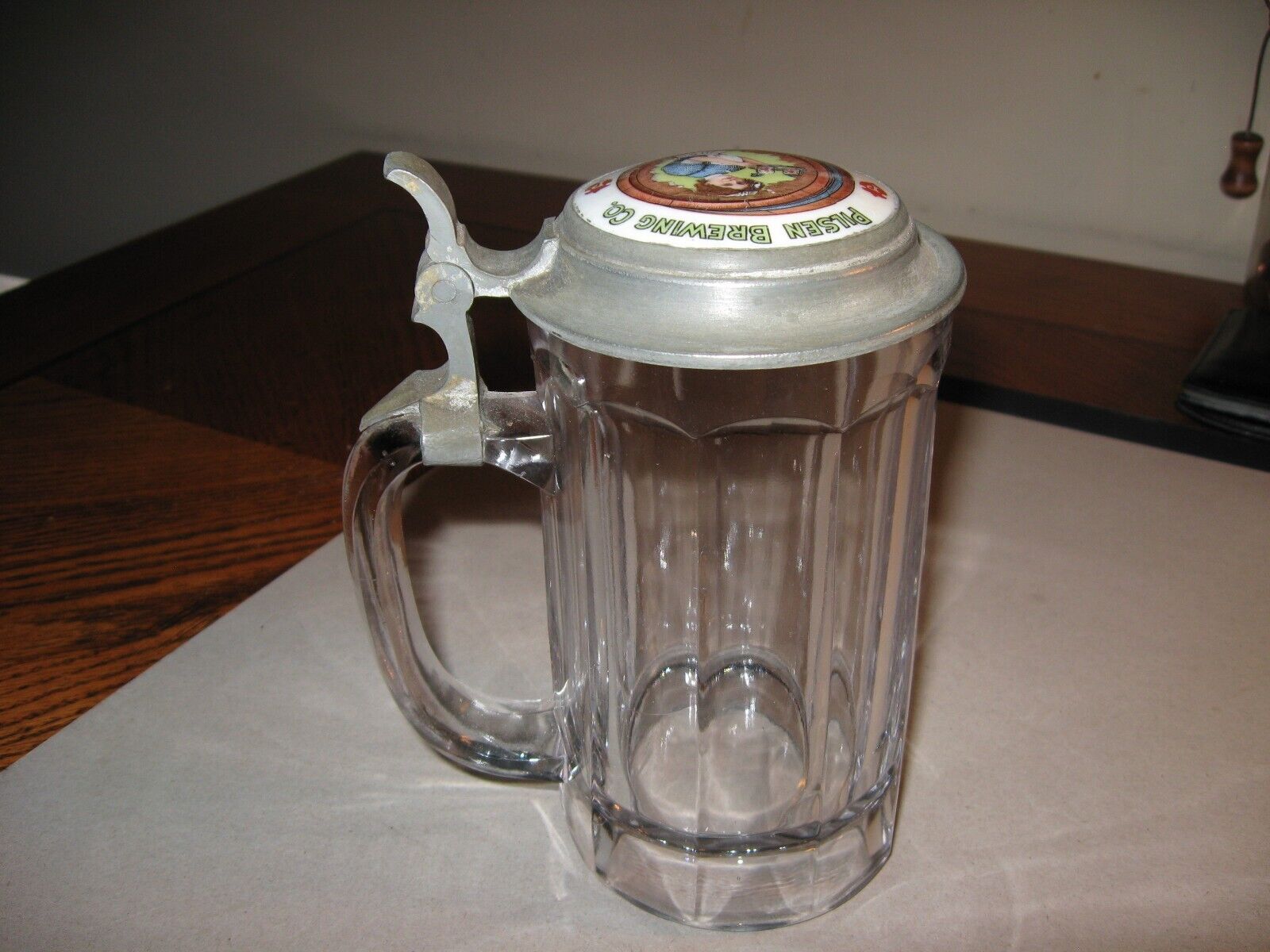 Antique Circa 1910-1920 Olympia Pilsen Brewing Co. Glass Beer Stein Inlaid Lid