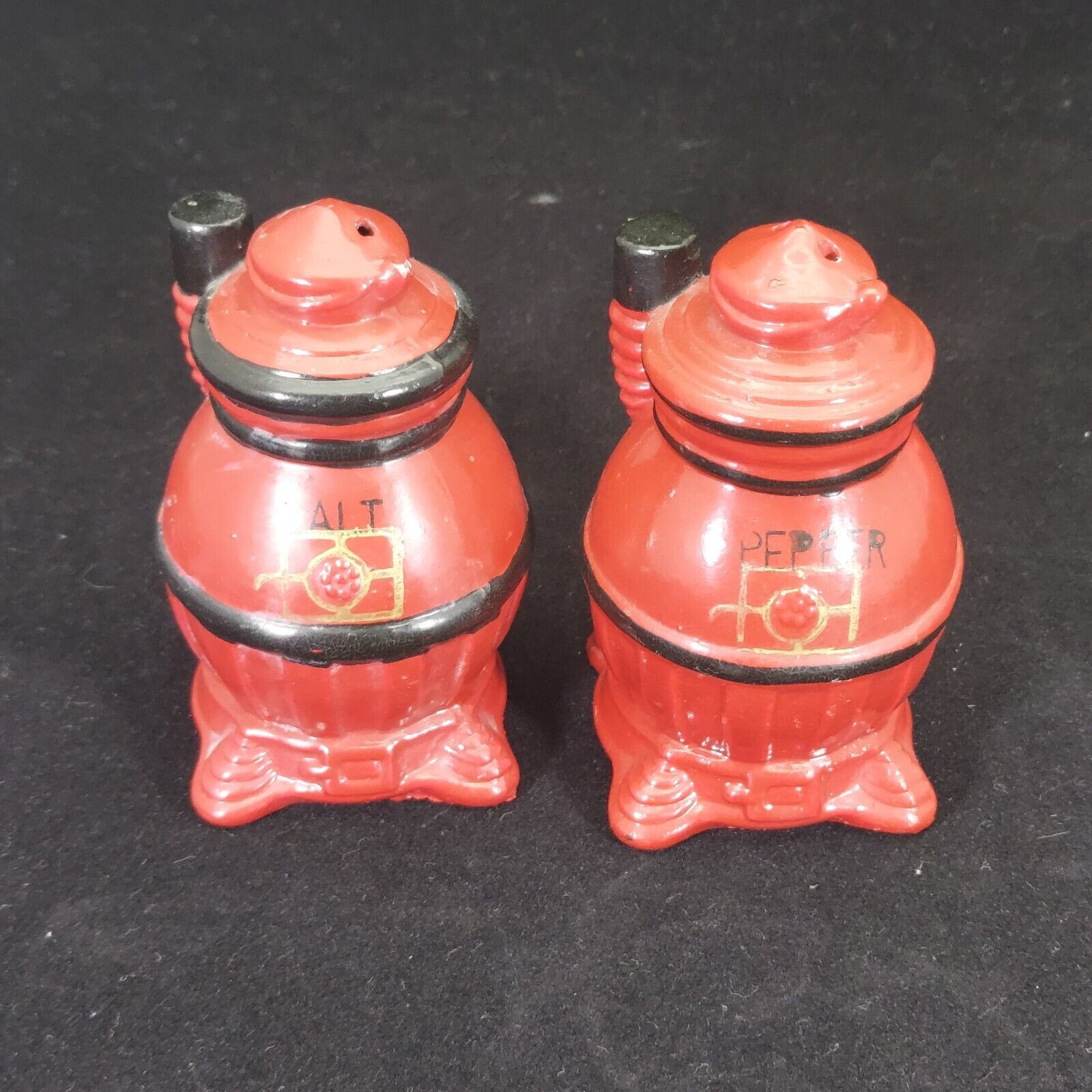 Vintage Ceramic Red Pot Belly Stove Salt & Pepper Shakers Our Own Import Japan