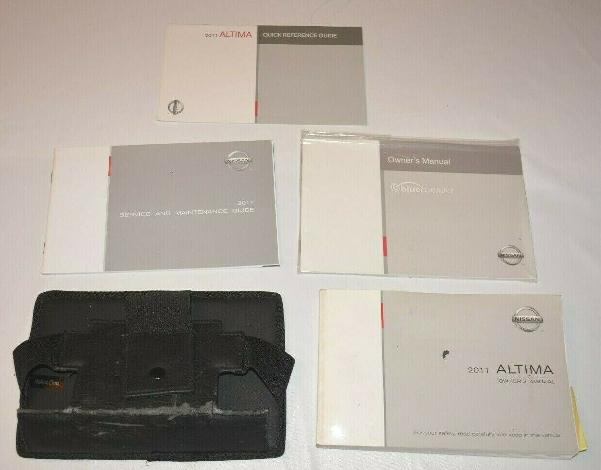 2011 NISSAN ALTIMA OWNERS MANUAL GUIDE BOOK SET WITH CASE OEM
