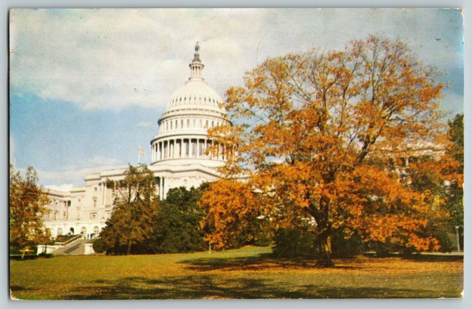Postcard VTG Chrome The National Capitol Building Washington D.C. 