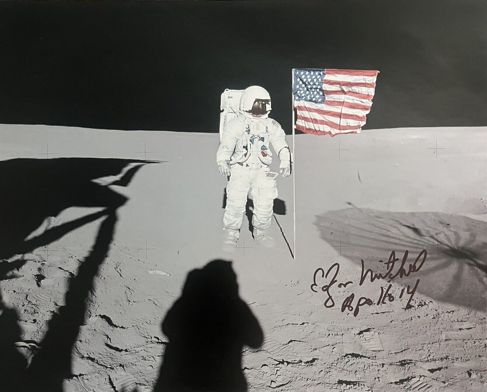 Apollo 14 Edgar Mitchell Signed  Very Rare 8x10 Photo (Astronaut) with Card