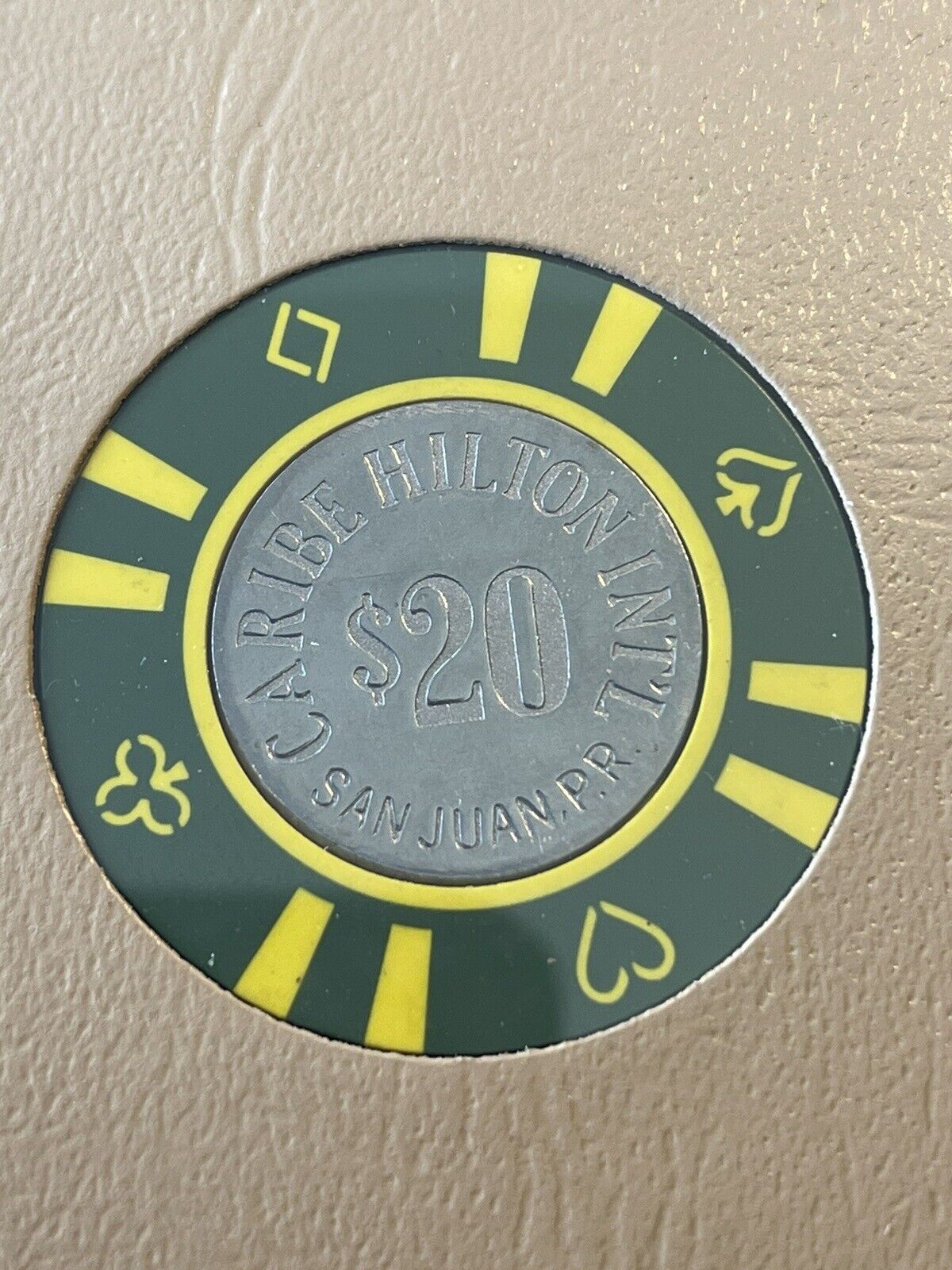 $20 Caribe Hilton San Juan Puerto Rico Casino Chip **Very Rare** Coin Inlay